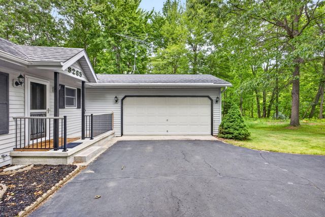 9265 Golf Port Drive, Morton Twp, MI 49346