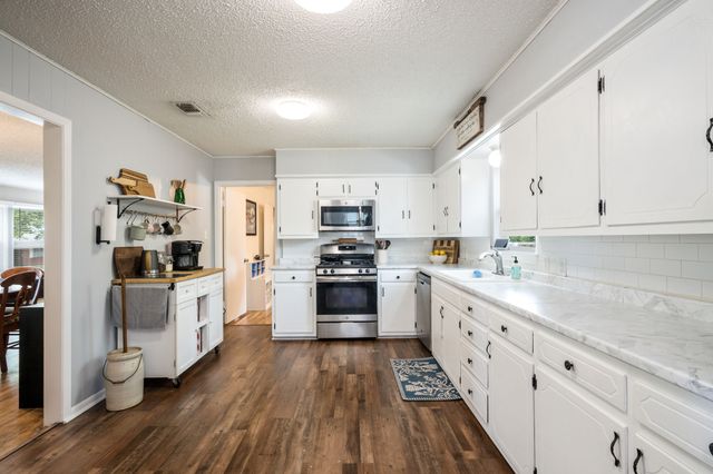 621 W Brock Street, Denison, TX 75020