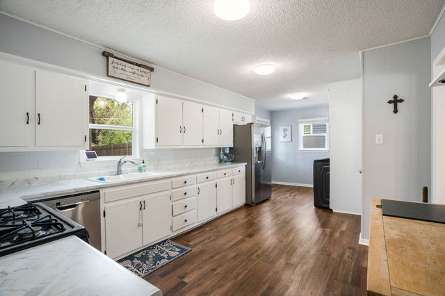 621 W Brock Street, Denison, TX 75020