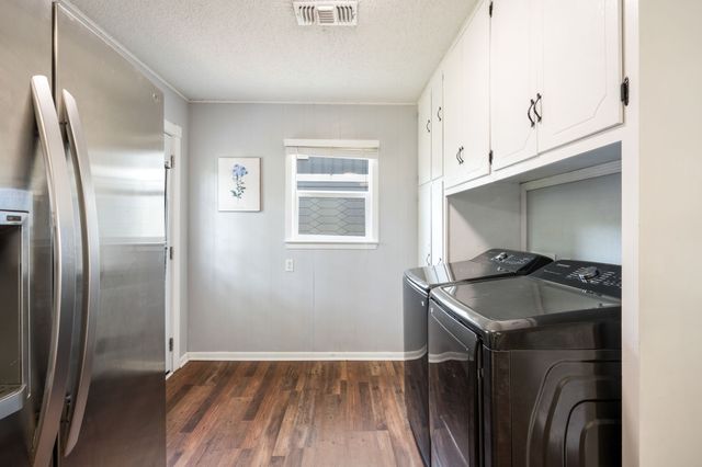 621 W Brock Street, Denison, TX 75020