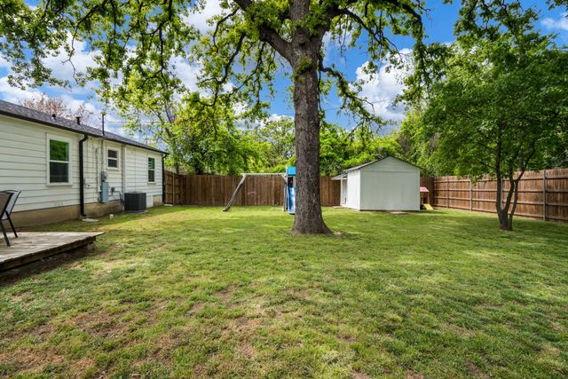 621 W Brock Street, Denison, TX 75020