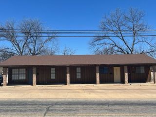 602 W 17th Street, Brady, TX 76825