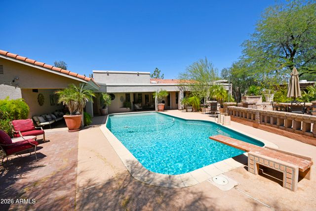 4701 W MISTY WILLOW Lane, Glendale, AZ 85310