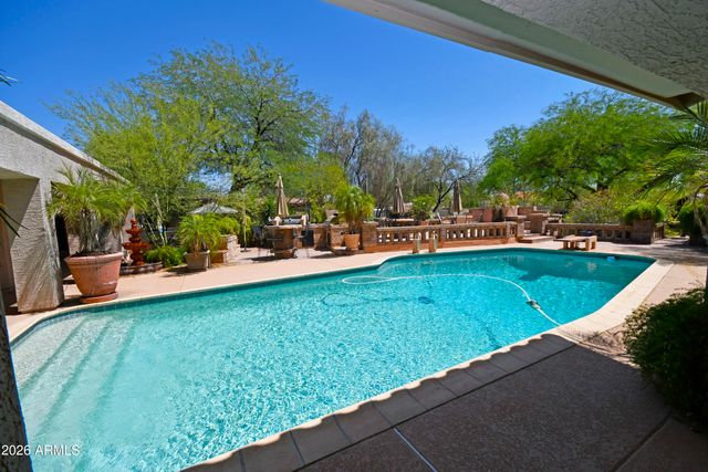 4701 W MISTY WILLOW Lane, Glendale, AZ 85310