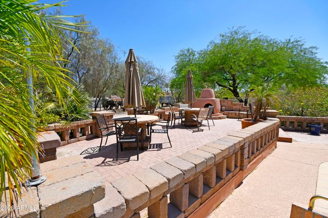 4701 W MISTY WILLOW Lane, Glendale, AZ 85310