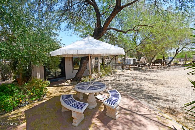 4701 W MISTY WILLOW Lane, Glendale, AZ 85310