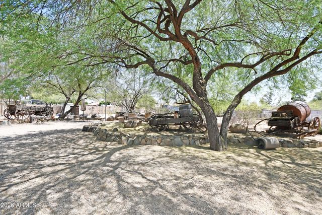 4701 W MISTY WILLOW Lane, Glendale, AZ 85310