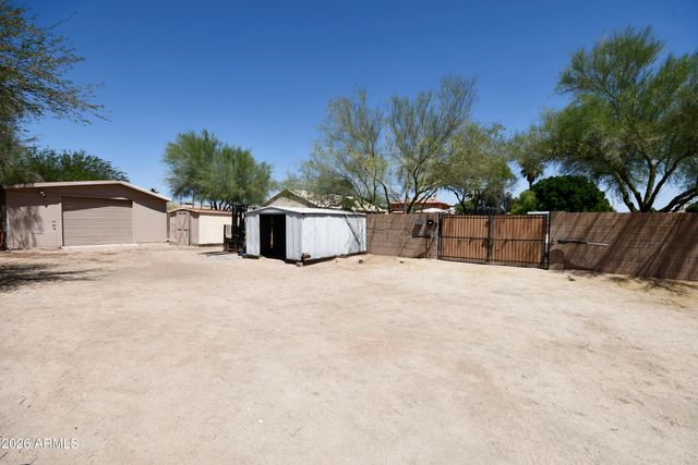 4701 W MISTY WILLOW Lane, Glendale, AZ 85310