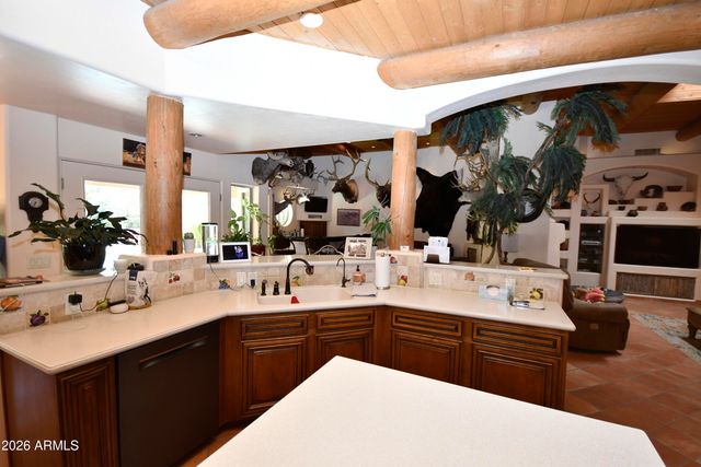 4701 W MISTY WILLOW Lane, Glendale, AZ 85310