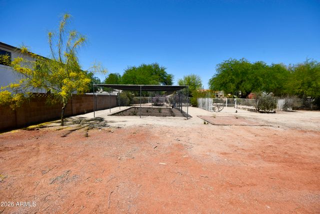 4701 W MISTY WILLOW Lane, Glendale, AZ 85310
