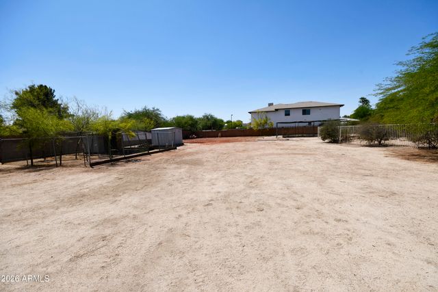 4701 W MISTY WILLOW Lane, Glendale, AZ 85310