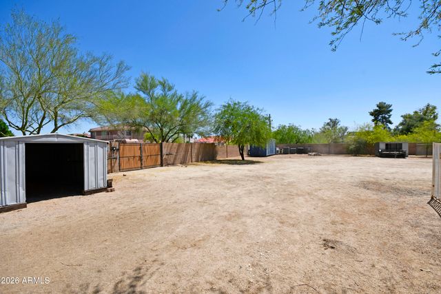 4701 W MISTY WILLOW Lane, Glendale, AZ 85310