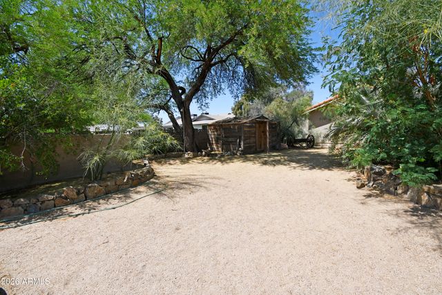 4701 W MISTY WILLOW Lane, Glendale, AZ 85310