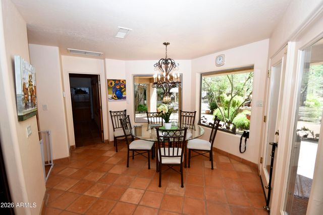 4701 W MISTY WILLOW Lane, Glendale, AZ 85310