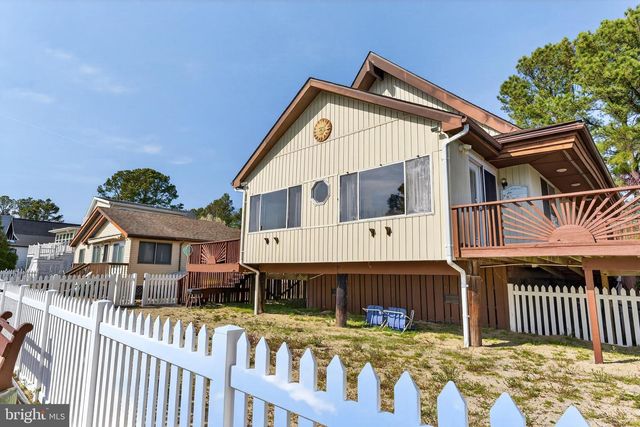 386 OCEAN PKWY, Berlin, MD 21811