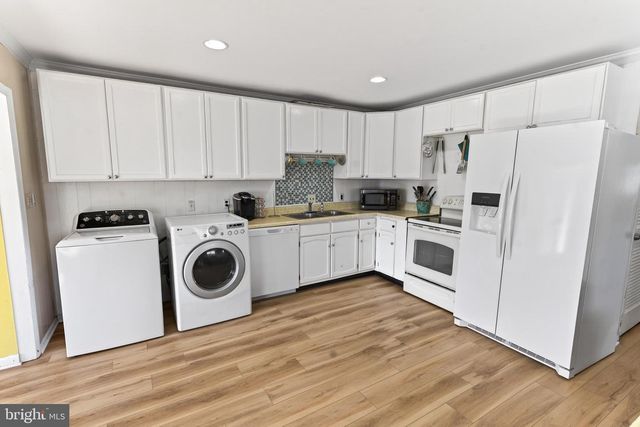 386 OCEAN PKWY, Berlin, MD 21811