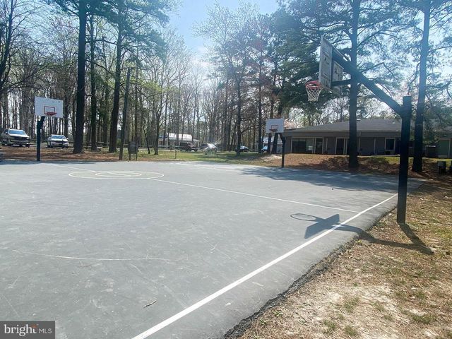 386 OCEAN PKWY, Berlin, MD 21811