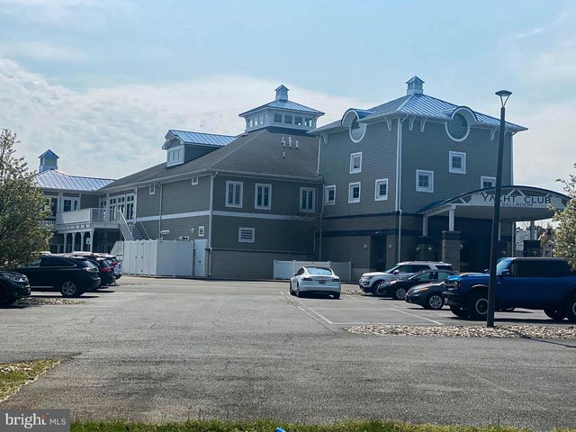 386 OCEAN PKWY, Berlin, MD 21811