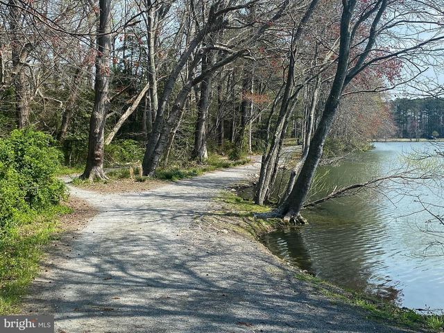 386 OCEAN PKWY, Berlin, MD 21811