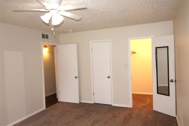 999 N 5th Street, Noble, OK 73068