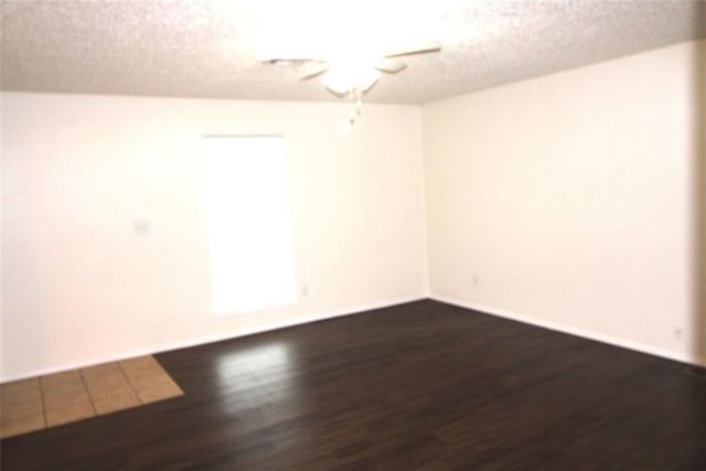 999 N 5th Street, Noble, OK 73068