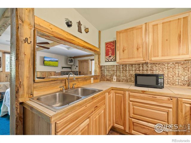 428 Rustic Road, Bellvue, CO 80512