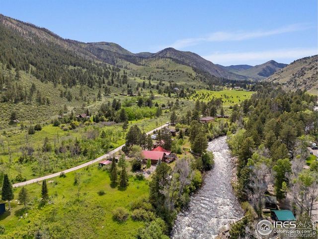 428 Rustic Road, Bellvue, CO 80512