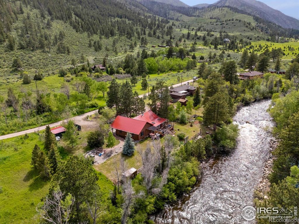 428 Rustic Road, Bellvue, CO 80512