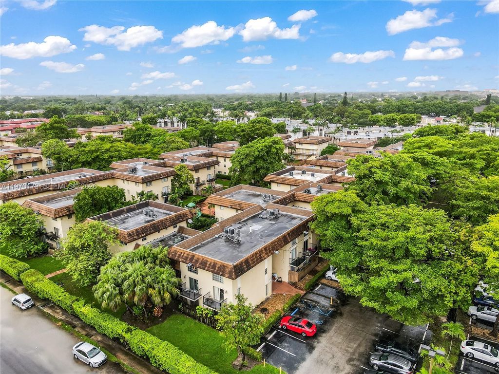 8500 SW 109th Ave 6-105, Miami, FL 33173