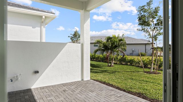 5066 Lido Key Lane, Westlake, FL 33470