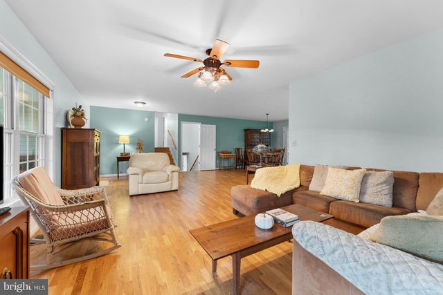 7817 HAZELAND LN, Boston, VA 22713