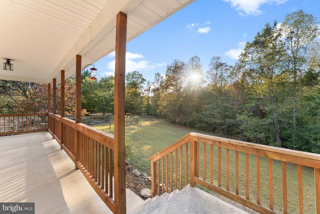 7817 HAZELAND LN, Boston, VA 22713