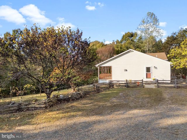 7817 HAZELAND LN, Boston, VA 22713