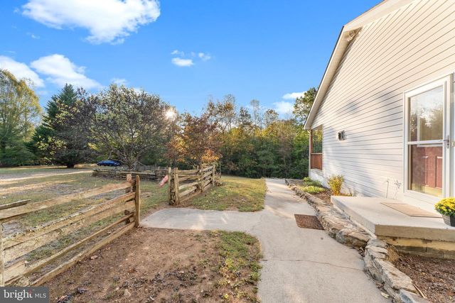 7817 HAZELAND LN, Boston, VA 22713