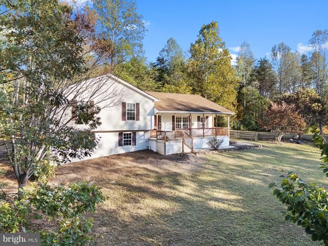 7817 HAZELAND LN, Boston, VA 22713