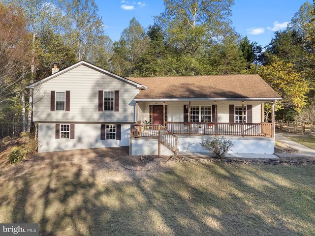 7817 HAZELAND LN, Boston, VA 22713