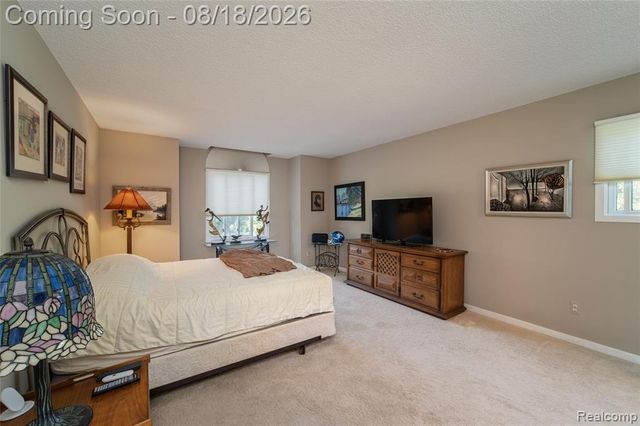 7521 Hickory Hill Drive, West Bloomfield, MI 48322