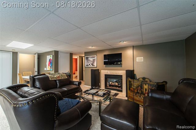 7521 Hickory Hill Drive, West Bloomfield, MI 48322