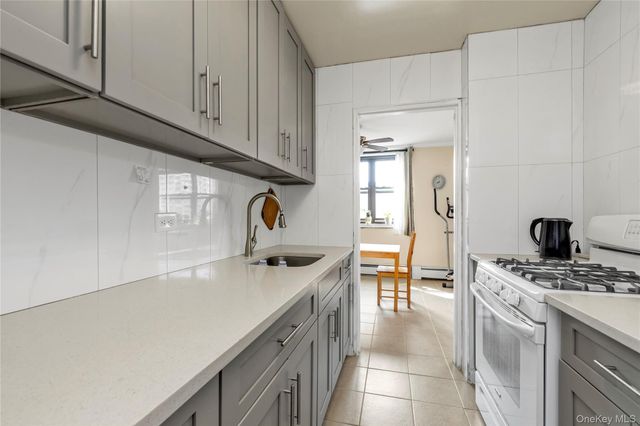 99-05 59 Ave Ave 6B, Corona, NY 11368