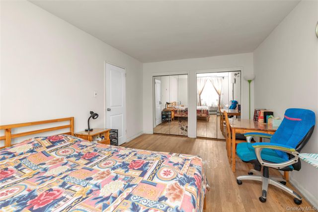 99-05 59 Ave Ave 6B, Corona, NY 11368