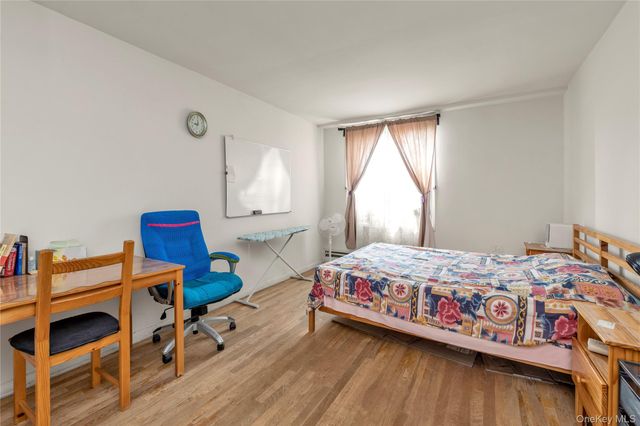 99-05 59 Ave Ave 6B, Corona, NY 11368