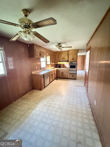 135 2nd Street, Rockmart, GA 30153