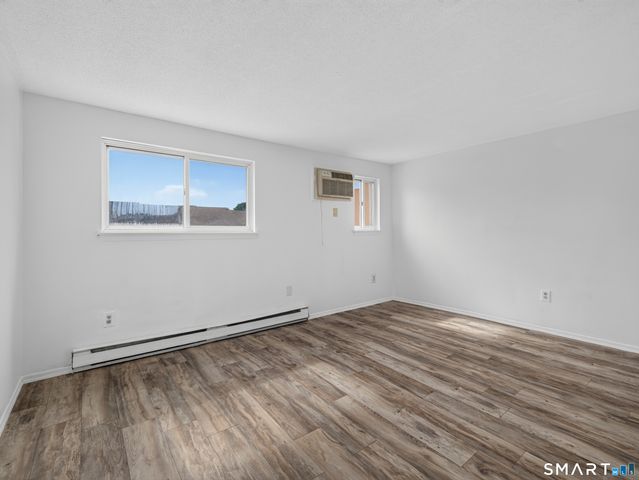 520 Shennecossett Road 7, Groton, CT 06340