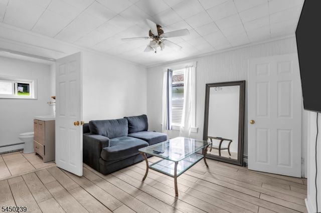 4 Park Heights Ave, Dover Town, NJ 07801