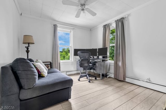 4 Park Heights Ave, Dover Town, NJ 07801