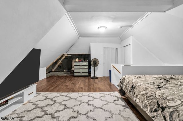4 Park Heights Ave, Dover Town, NJ 07801