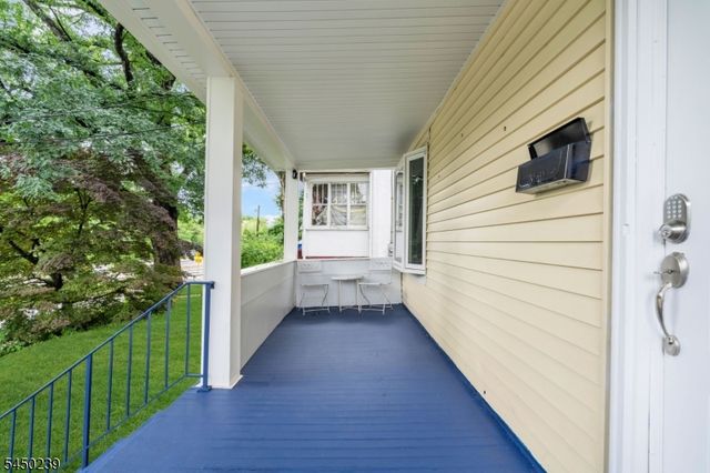 4 Park Heights Ave, Dover Town, NJ 07801