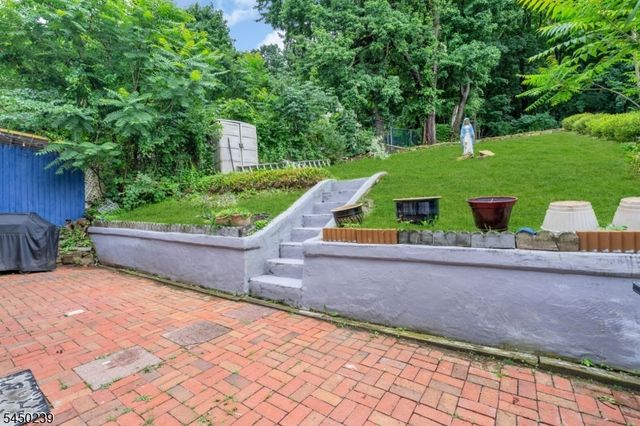 4 Park Heights Ave, Dover Town, NJ 07801