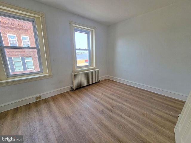 21 S 3RD ST, Reading, PA 19602