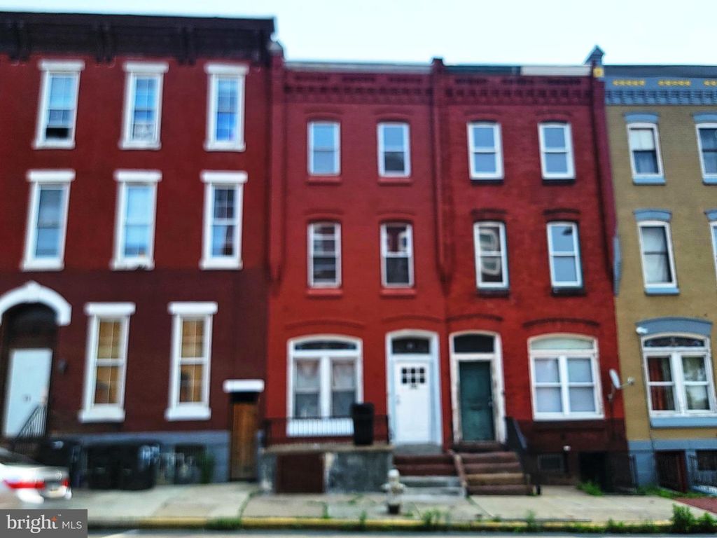 21 S 3RD ST, Reading, PA 19602